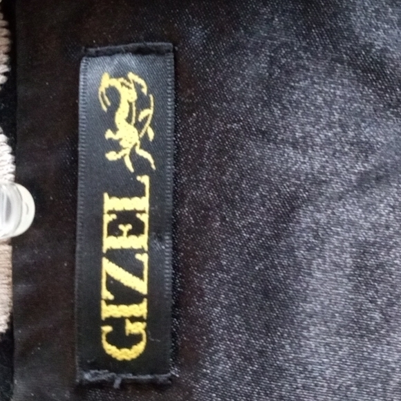 Gizel Blazer - Picture 2 of 4